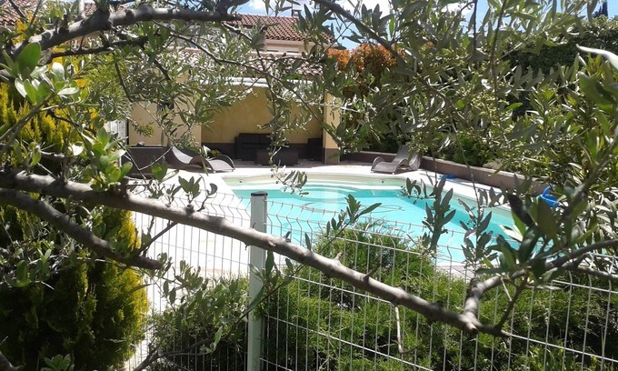Alleins Villa | Villa 8 people with swimming pool between Aix, Luberon and Alpilles