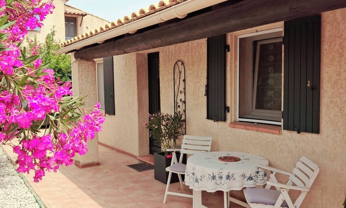 Saint-Cannat House | Villa 90m² ground floor 3 bedroom garden and jacuzzi 15 mins Aix-en-Provence