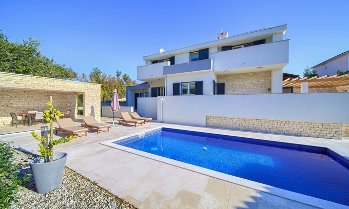 Risika Villa | Villa Adrimar with private pool and grill