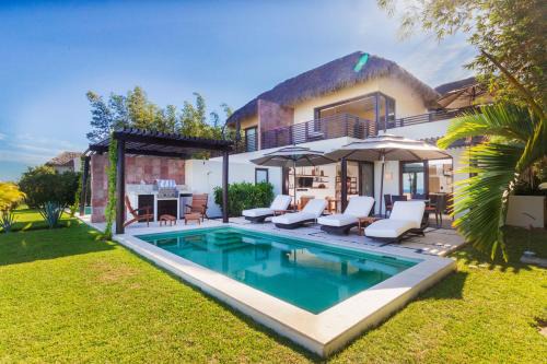 Punta de Mita Villa | Villa Aguamarina in Porta Fortuna