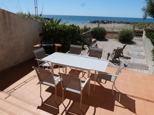 Frontignan Apartment | Villa Aigle sea view