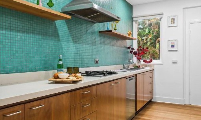 Albert Park Apartment | Villa Alba: 3BR Albert Park Brilliance & Location
