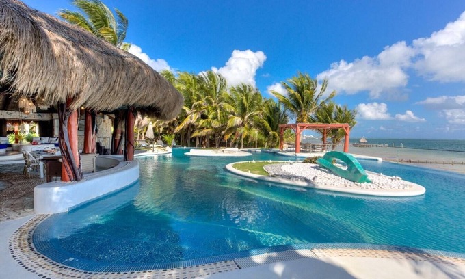 Puerto Morelos Villa | Villa Alma - Beachfront Exclusive Villa in Cancun