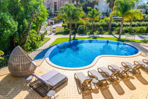Funchal Villa | Villa Amarela - Luxurious 5 Bedroom Villa in Lagos