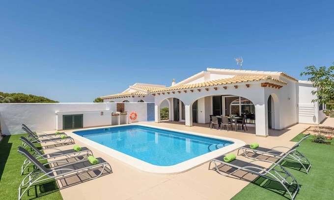 Punta Grossa Villa | Villa Anabel - Modern & Stylish One-Level Villa with Plenty of Outside Space