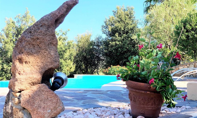 Olbia Apartment | Villa Anastasia Superior Suite in B&B con Piscina