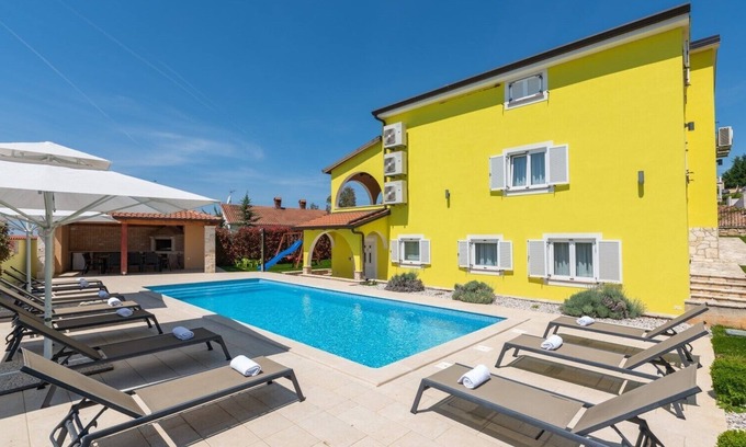 Musalez Villa | Villa Andrea with Private pool near Poreč for rent