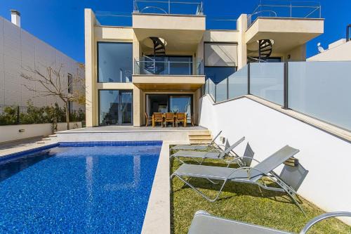 Alcanada Villa | Villa Aqua