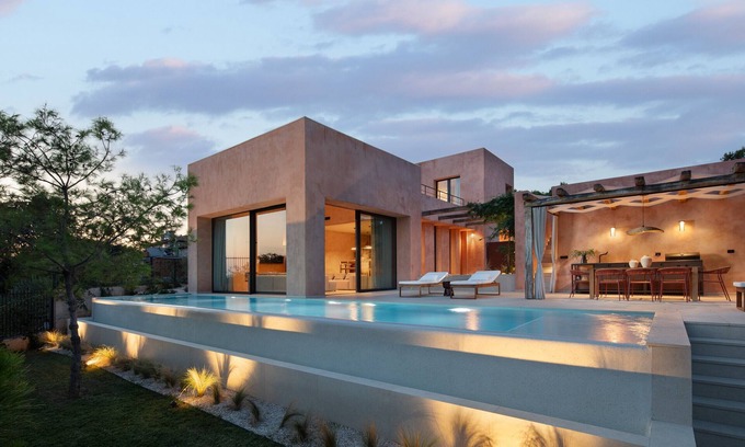 Kanfanar Villa | Villa Arcobaleno for 10 people near Rovinj with 56 m2 heated infinity pool