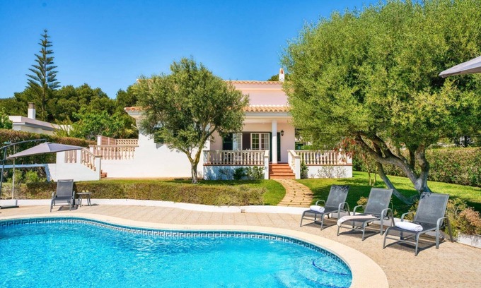 Coves Noves Villa | Villa Arenal by Villa Plus