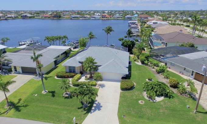 Eight Lakes Villa | Villa Aruba - SUMMER SPECIAL!