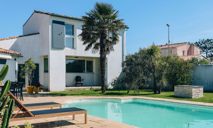 Les Portes-en-Re Villa | Villa Aurora - Very centre - Pool