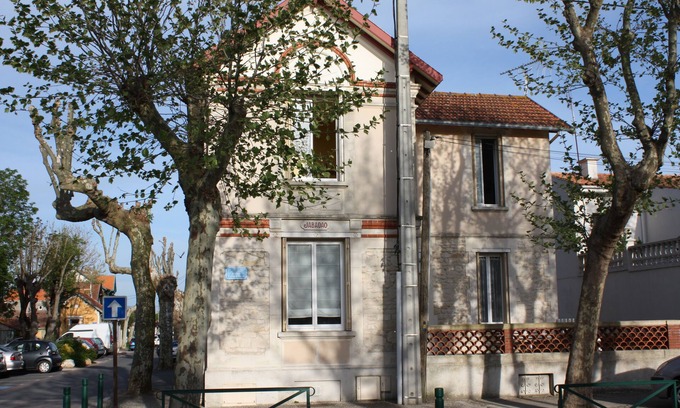 Chatelaillon-Plage House | Villa Avec Jardin Privatif Centre Ville Proche de la mer et Tous Commerces