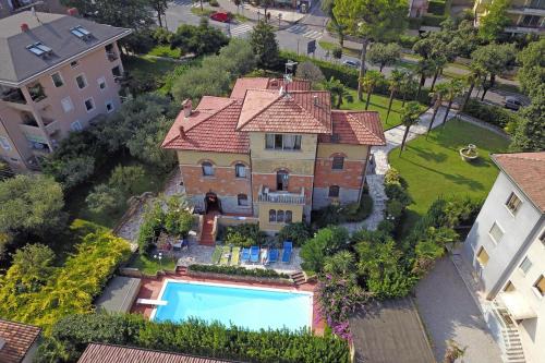 Desenzano del Garda Apartment | Villa Barbara