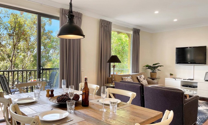 Pokolbin Villa | Villa Bella - Luxury villa at Cypress Lakes Resort