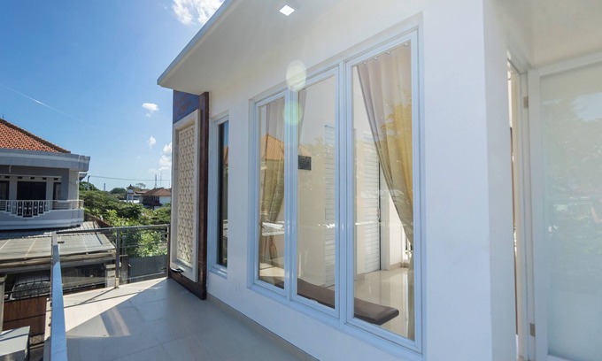 Sunset Road Villa | Villa Berlian