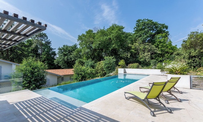 Bidart Villa | Villa Bichipau Park - Welkeys