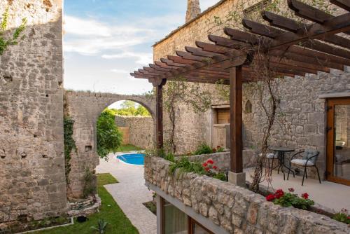 Zavala Villa | Villa Bilja