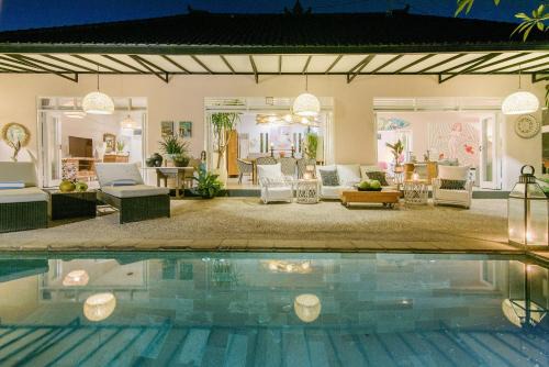 Drupadi Villa | Villa Bloom 3 - Coastal Beach Villa 2 brm Sleeps 4 SEMINYAK BEACH
