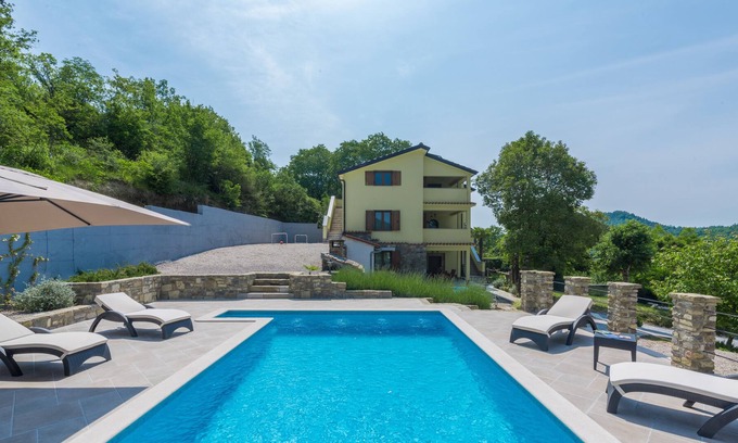 Krbune Villa | Villa Brbon nearby Rabac – Crovillas GmbH