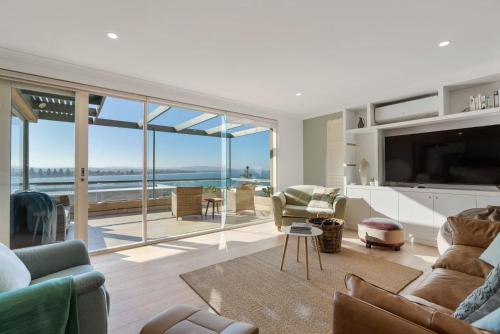 Encounter Bay House | Villa by the Ocean 6 124 Franklin Parade Encoun