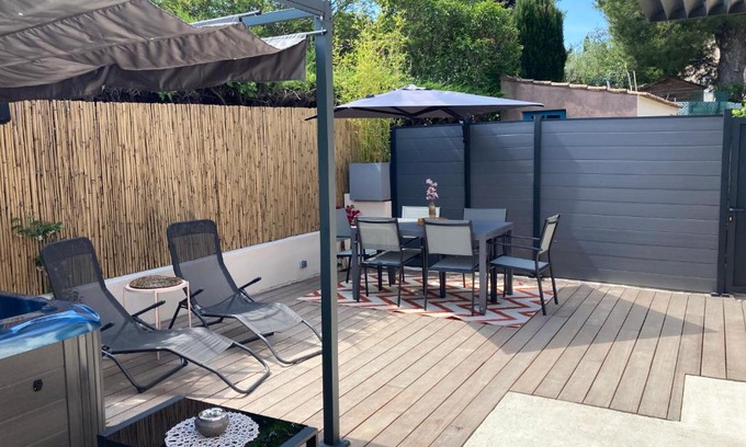 Sanary-sur-Mer House | Villa Célina Accessible PMR