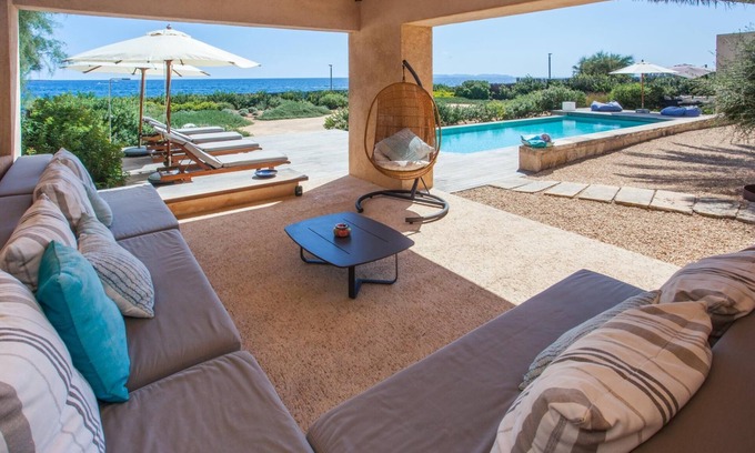 Colonia Sant Jordi Villa | VILLA CABRERA WITH PRIVATE POOL 12 PAX