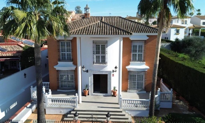 Bormujos Villa | Villa Candelaria Sevilla Aljarafe