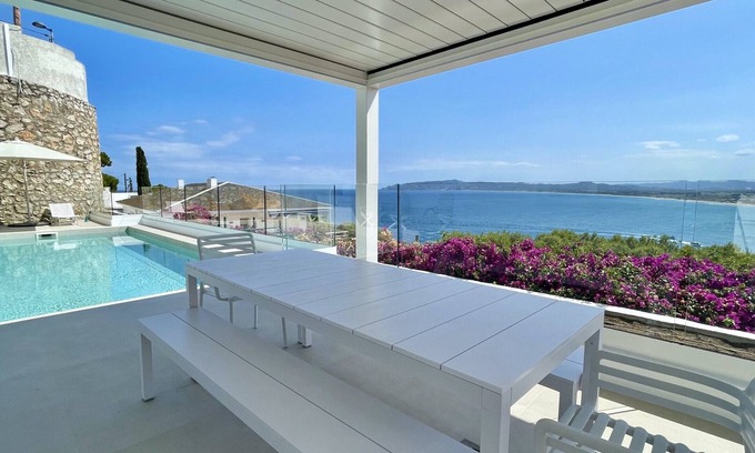 L'Estartit Villa | VILLA CAP DE LA BARRA