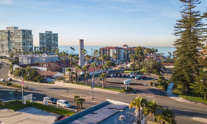 Coronado Hotel | Villa Capri By The Sea