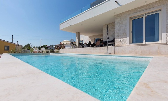 Kastelir Villa | Villa Carimelli with pool and Whirlpool
