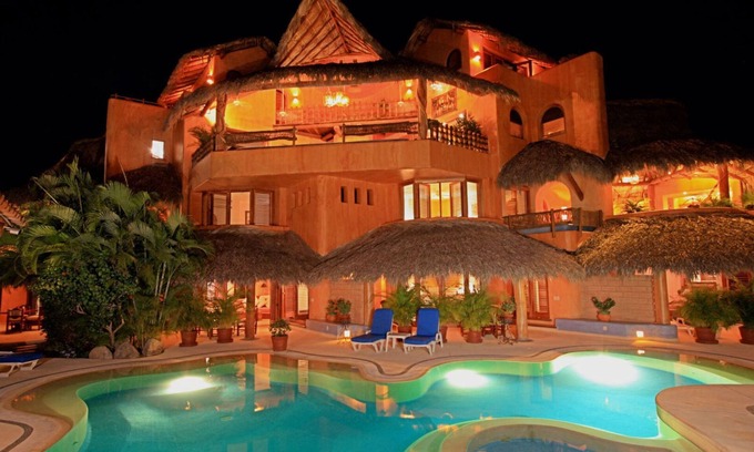 Ixtapa - Zihuatanejo Apartment | Villa Carolina Boutique Hotel