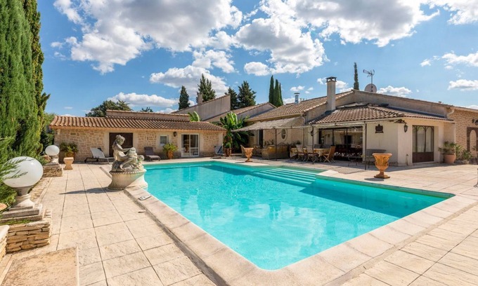 Maureilhan Villa | Villa Carreaux Bleus