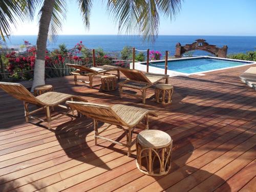 Puerto Angel Villa | Villa Casa Blanca del Faro