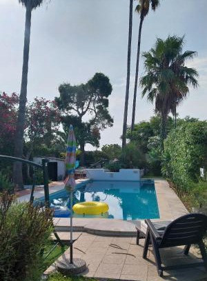 Charneca de Caparica e Sobreda Villa | Villa Casa das Palmeiras