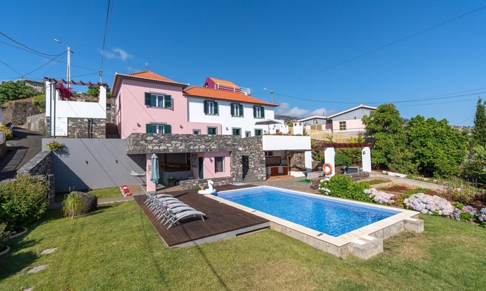 Estrela da Calheta Villa | Villa Casa Das Orquideas by Villa Plus