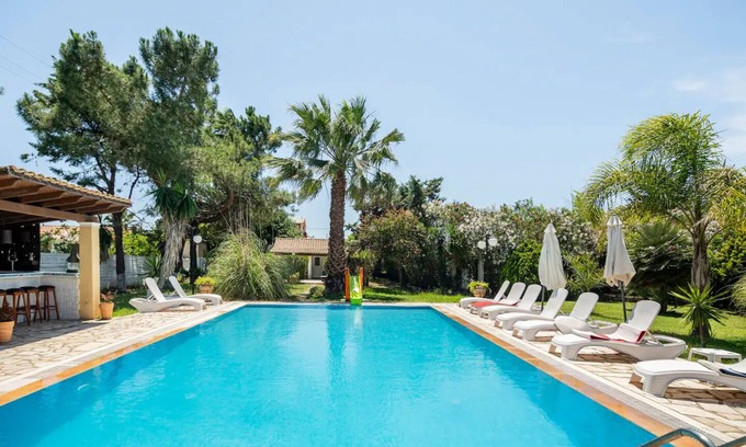 Agios Georgios Villa | Villa- Cassandra n500meters from the beach.