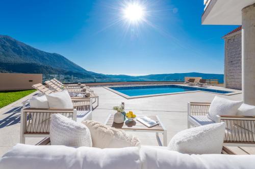Dunave Krajnje Villa | Villa Castellum Canalis
