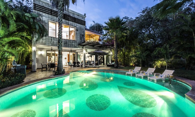 Playacar Fase II Villa | Villa Caterina: 5 Min to Beach, Free Breakfast & Golf Cart.