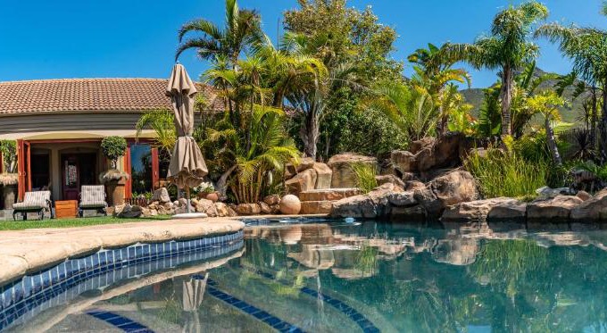 Kleinmond House | Villa Chad Luxury Guesthouse