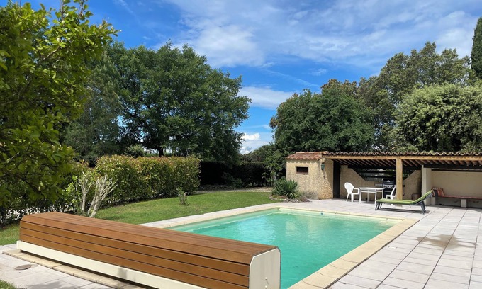 Saint-Siffret House | Villa Clôturée Avec Piscine sur un Terrain de 20 Ares Proche D'uzès Historique