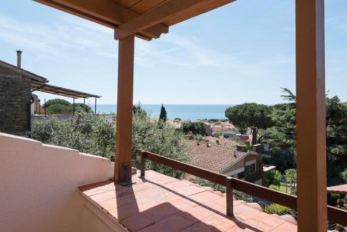 Castiglione della Pescaia Apartment | Villa con Terrazza Vista Mare