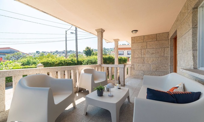 Vigo Ski Chalet | Villa Comesaña