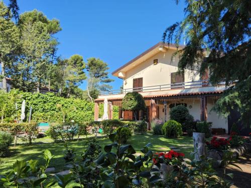 Mascalucia Villa | Villa con Piscina Villa Scott del bernese