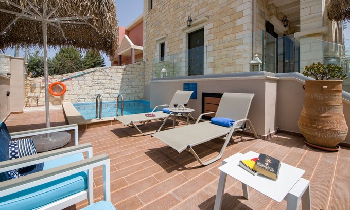 Kato Stalos Villa | Villa Constancia The Most Amazing Villas For You & Your Family
