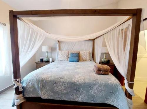 Playas de Rosarito House | Villa Coral 3 BR 3BA with pool