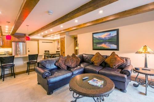 Vail Apartment | Villa Cortina with Access to Gondola