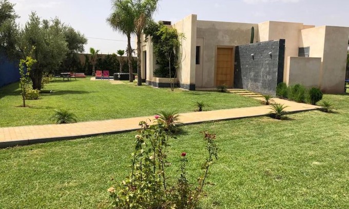 Zaouia Sidi Abdallah Ben Sassi Villa | Villa d'Exception moderne & femme de ménage incluse