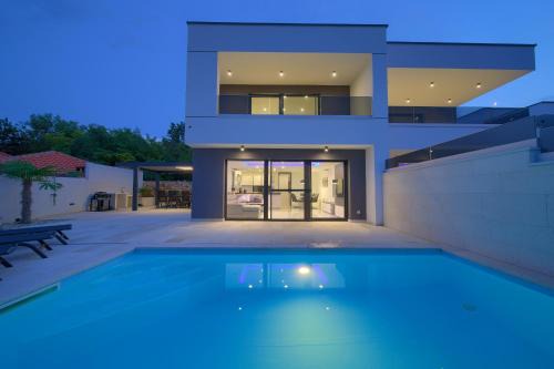 Klimno House | Villa Dama