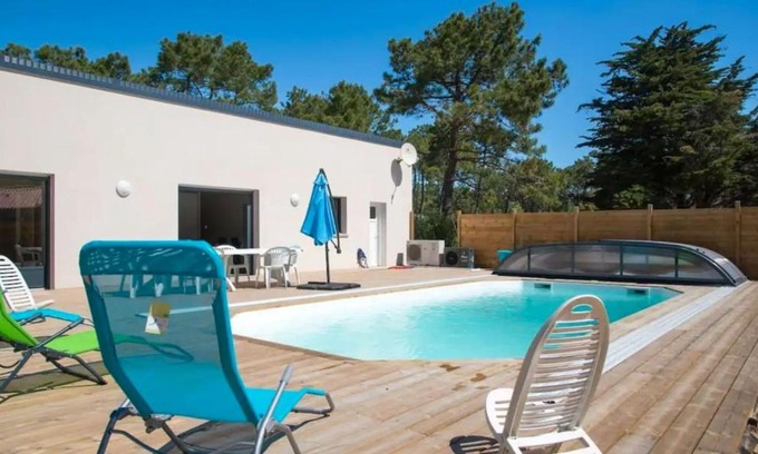 Saint-Jean-de-Monts Villa | Villa de 3 chambres avec piscine privee jardin clos et wifi a Saint Jean de Monts a 3 km de la plage